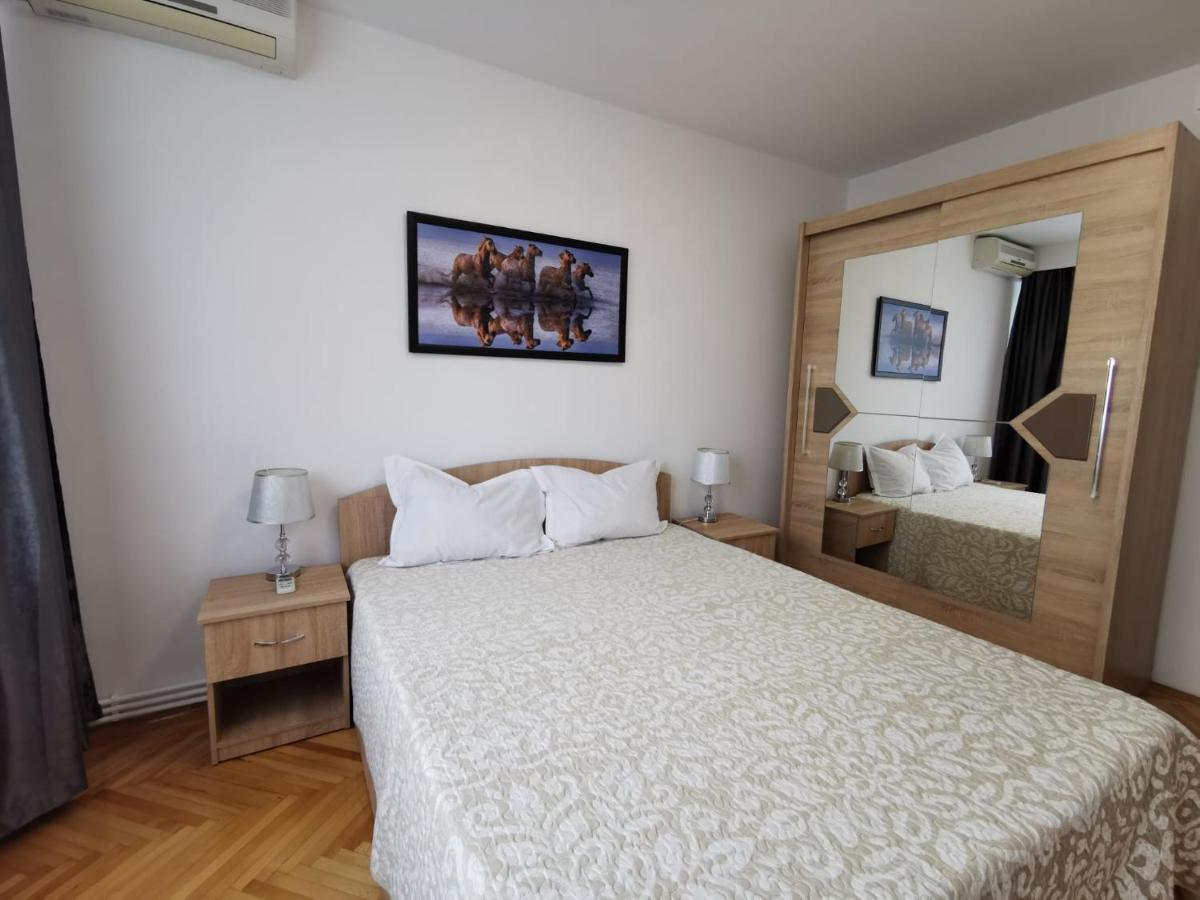 Apartament Carla-Maria Deva Exterior foto
